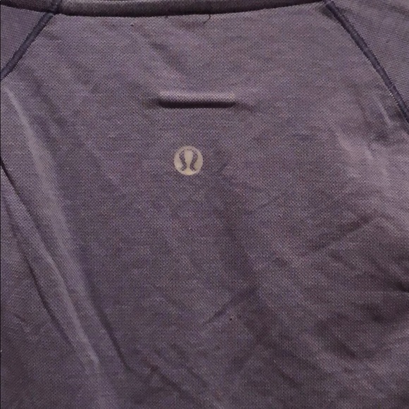 Lululemon Workout T-Shirt - Picture 2 of 5